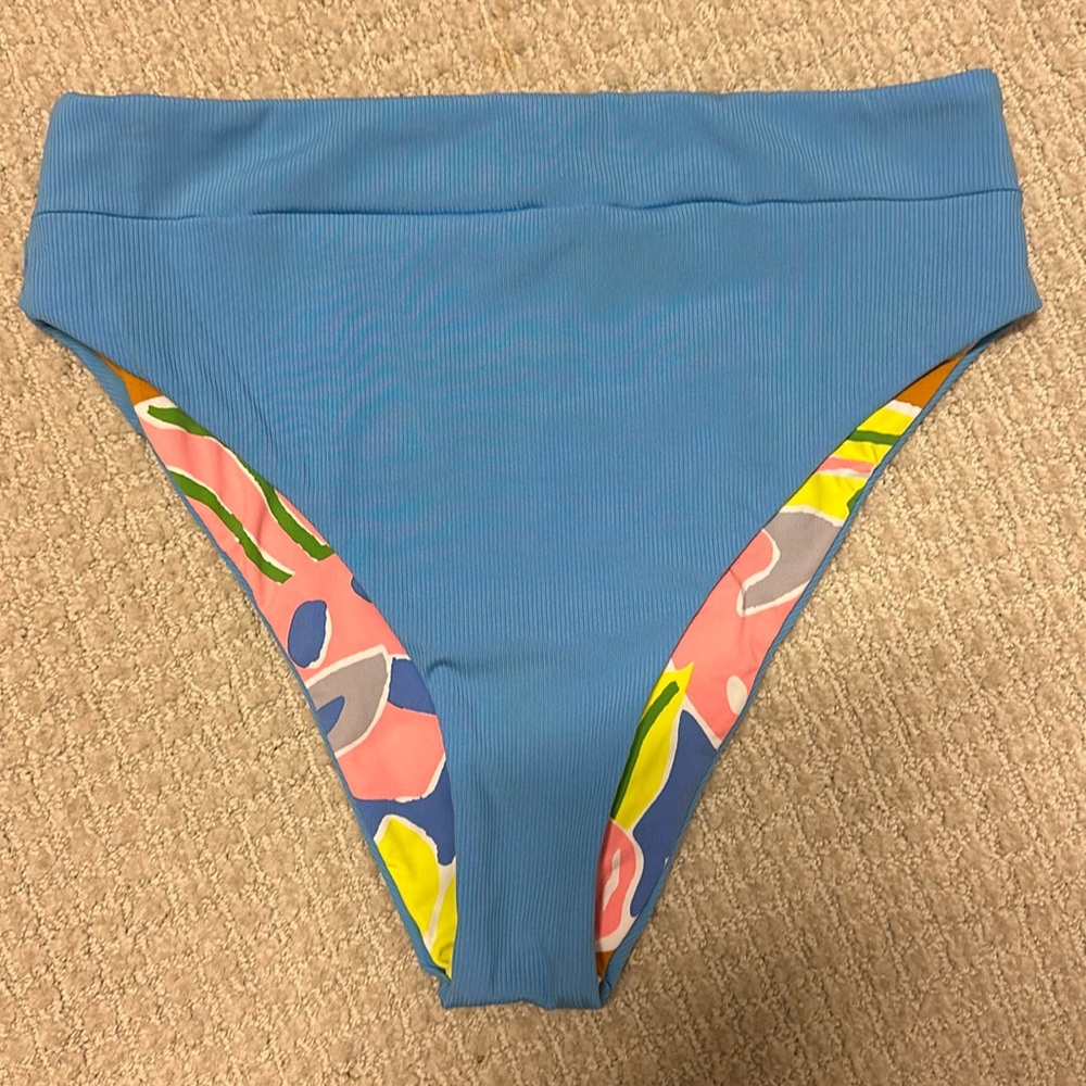Maaji Suzy Q High Rise Bottom Reversible Sz L